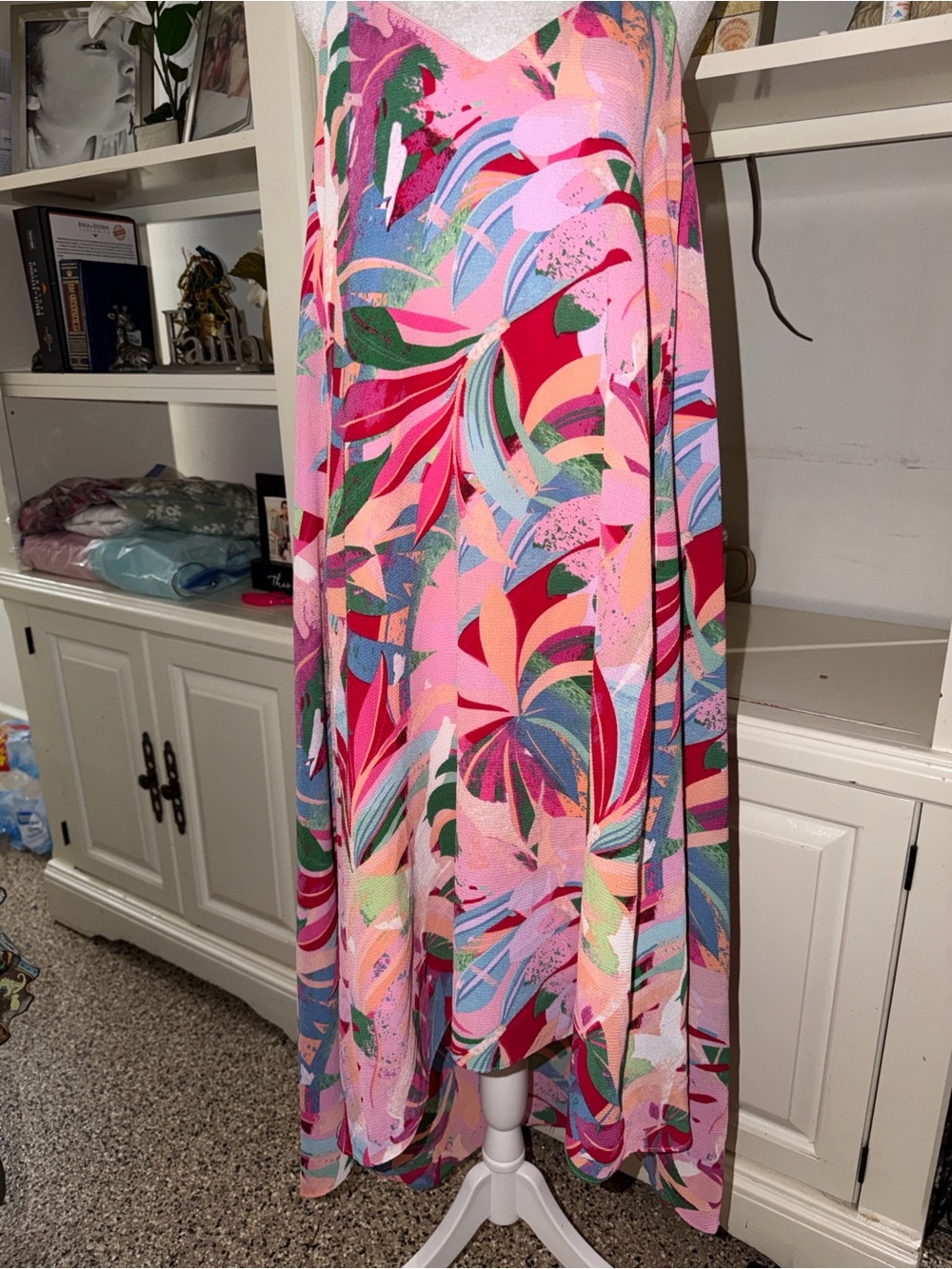 Women’s Pink Tropical Print dress